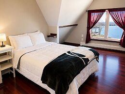 Harbourview Inn, SureStay Collection by Best Western