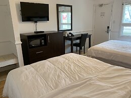 Harbourview Inn & Suites