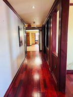 Harbourview Inn & Suites