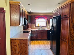 Harbourview Inn & Suites