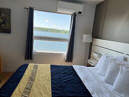 Harbourview Inn, SureStay Collection by Best Western