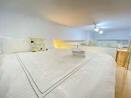 Tokyo Loft duplex apt