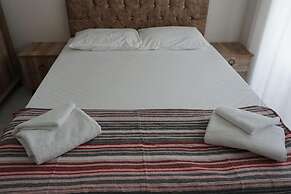 Lovely 2 Rooms Apartment With Pool and Air Con