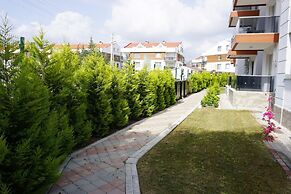 Lovely 2 Rooms Apartment With Pool and Air Con