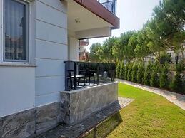 Lovely 2 Rooms Apartment With Pool and Air Con