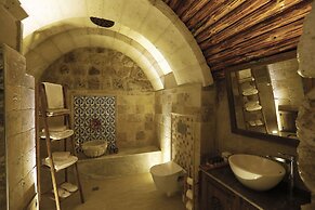 Ada Cave Suites Hotel
