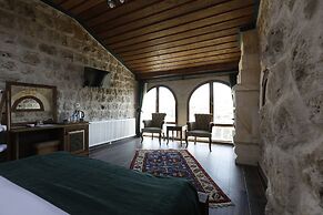 Ada Cave Suites Hotel