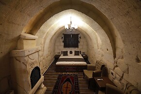 Ada Cave Suites Hotel