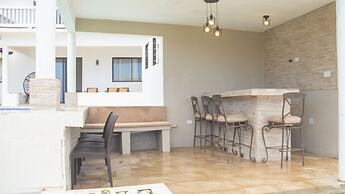 Blue Shores  Hideaway