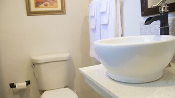 Blue Shores  Hideaway