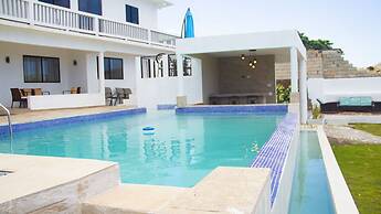 Blue Shores  Hideaway