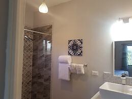 Blue Shores  Hideaway