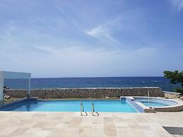 Blue Shores  Hideaway