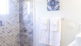 Blue Shores  Hideaway