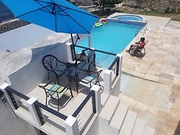 Blue Shores  Hideaway