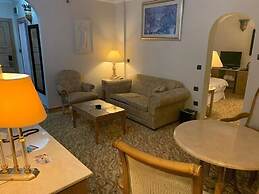 Tas Saray Bardakci Hotel