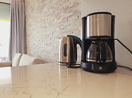 Elegant and Spacious Apartment With Sea Vieuw