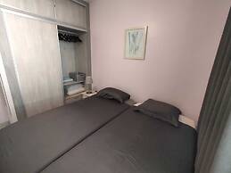 Elegant and Spacious Apartment With Sea Vieuw