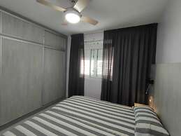 Elegant and Spacious Apartment With Sea Vieuw