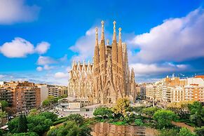 Interior Central El Born 12