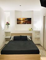 Holiday Home by the sea and the Historic Center of Rome