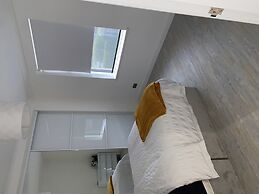 COP 26immaculate Newly Refurbished2 bed in Glasgow