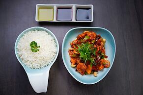 Amoravida By 7 Apple Resorts