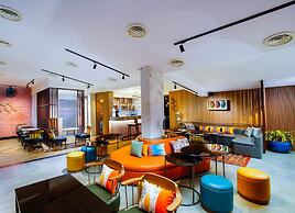 Amoravida By 7 Apple Resorts