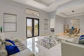 3915 Gulfstream Pkwy