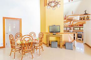 GB35 Ótima Casa 5 Quartos a 50m da Praia