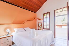 GB35 Ótima Casa 5 Quartos a 50m da Praia