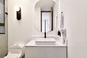 Kubik Apartments in Exclusive Virrey by Wynwood-House