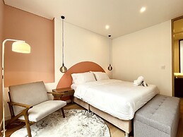 Kubik Apartments in Exclusive Virrey by Wynwood-House