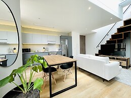 Kubik Apartments in Exclusive Virrey by Wynwood-House