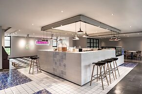 The Moment Hotel Yilan by Lakeshore