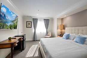 Hotel Huntington