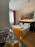 Hotel Card International