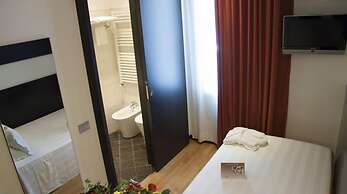 Hotel Card International