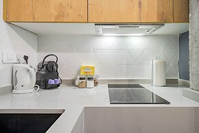 Color Apartments by Olala Homes