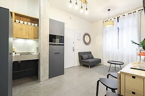 Color Apartments by Olala Homes
