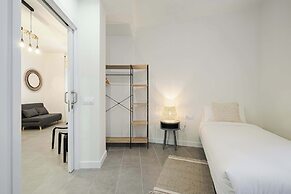 Color Apartments by Olala Homes