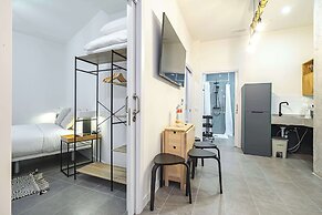 Color Apartments by Olala Homes