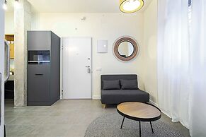 Color Apartments by Olala Homes