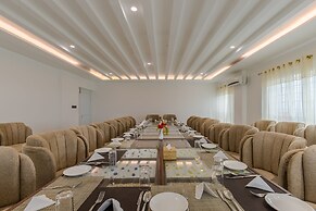 Mourya Hotel Spa & Casino