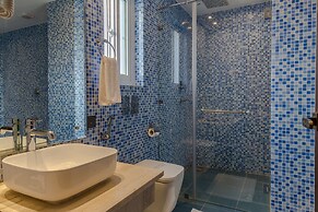 Mourya Hotel Spa & Casino
