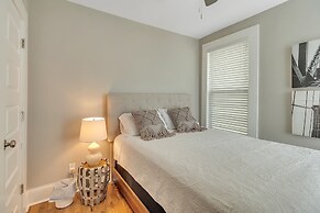 Recently Renovated Home In The Heart Of Bellevue! 2 Bedroom Home by Re