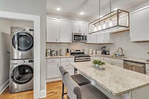 Recently Renovated Home In The Heart Of Bellevue! 2 Bedroom Home by Re