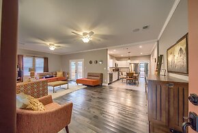 Faust St Haus Dt 306 2 Bedroom Home by Redawning