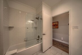 Faust St Haus Dt 306 2 Bedroom Home by Redawning