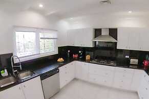 Tropical Ivy - a Peaceful Getaway in St Maarten